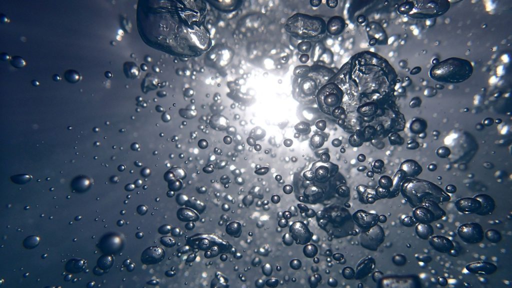 water, bubbles, bubbly-424807.jpg